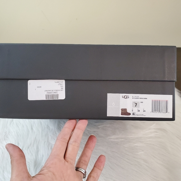UGG Sz 7 Mini Berge Suede Shearling Cuff Boots - Picture 9 of 15
